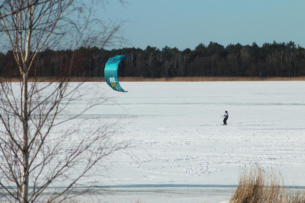 Kite Marina Sarbsk Hotell Exteriör bild